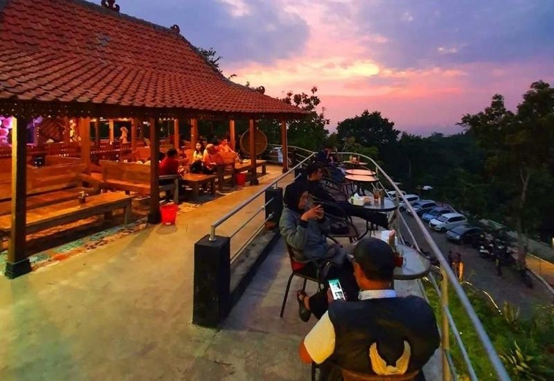 15 Tempat Nongkrong di Sleman yang Hits & Cozy untuk Nongki Santai