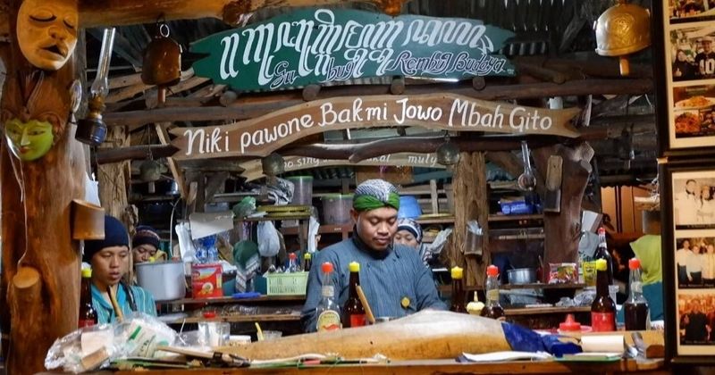 Bakmi Jawa Mbah Gito - Kuliner Viral dengan Suasana yang Memikat