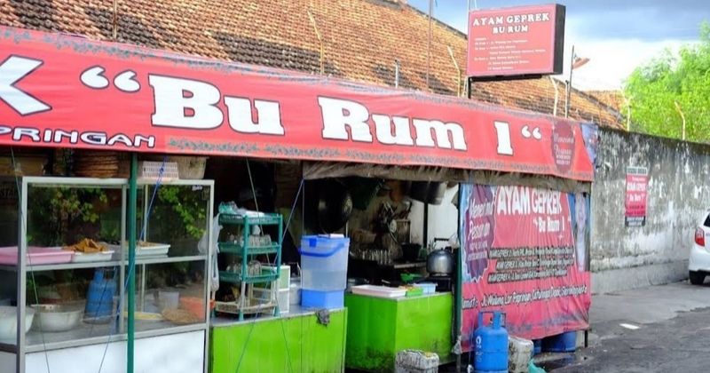 Ayam Geprek Bu Rum - Kuliner Viral Murah Favorit Mahasiswa